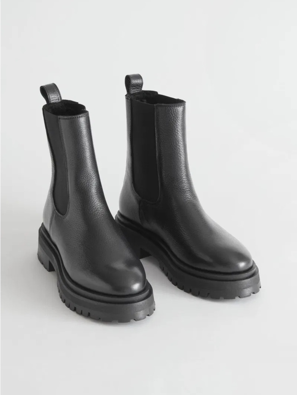 BNIB & Other Stories Chunky Chelsea Leather Ankle Boots